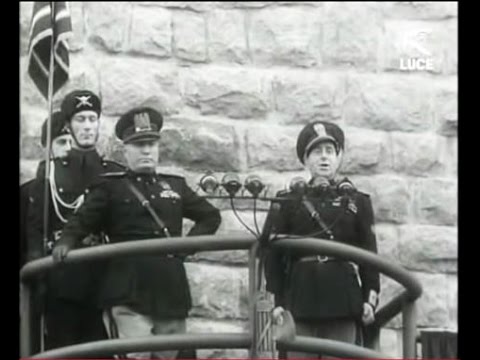 Benito Mussolini inaugura Carbonia il 18 Dicembre 1938