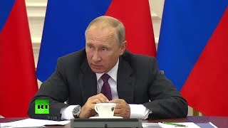 «Есть проблемы?»: Путин отчитал замминистра финансов за задержку перехода портовых тарифов на рубли