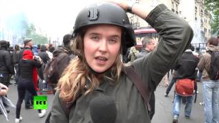 Участники протестов в Париже препятствовали работе корреспондента RT