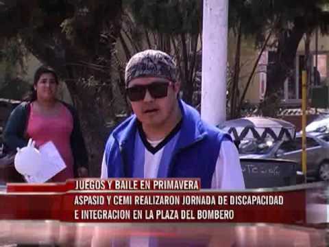 Integrantes de Cemi y Aspasid festejaron la primavera en la Plaza del Bombero