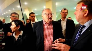 Владимир Жириновский поменял итальянские ботинки на отечественные сапоги