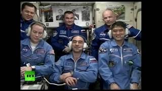 Первая видеоконференция нового экипажа на МКС