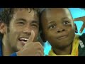 Picture Bambino Fa Invasione Di Campo Per Abbracciare E Farsi La Foto Con Neymar E I Calciatori Del Brasile
