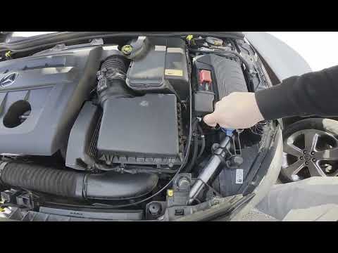 Dove si trova la scatola dei fusibili della Mercedes Classe A W176