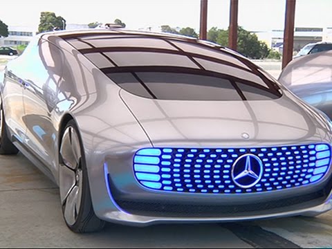 Mercedes-Benz Showcases Driverless Car