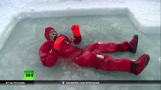 И в иглу, и в проруби: корреспондент RT научился выживать в Арктике