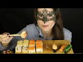 Фрагмент с середины видео АСМР СУШИ РОЛЛЫ *ЗВУКИ ЕДЫ*/ASMR Mukbang SUSHI ROLLS 땅 寿司 Фрагмент с середины видео АСМР СУШИ РОЛЛЫ *ЗВУКИ ЕДЫ*/ASMR Mukbang SUSHI ROLLS 땅 寿司