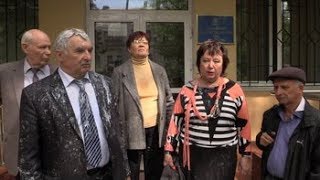 Разбой нацистов в Украине прикрывает полиция и поддерживает суд