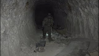 Разрушенная инфраструктура и тайные пещеры: как выглядит Хан-Шейхун после ухода террористов (28.09.2019 13:29)