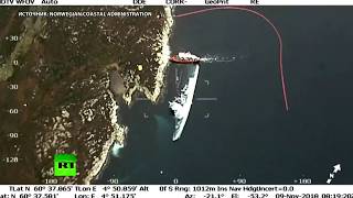 Фрегат-невидимка: вертолёт заснял лежащий на боку корабль ВМС Норвегии