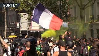 Слезоточивый газ и разбитые витрины: в Париже проходит 45-я акция протеста «жёлтых жилетов» (23.09.2019 07:45)