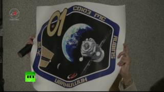 Новый экипаж МКС представил эмблему корабля, которую они возьмут с собой в полет