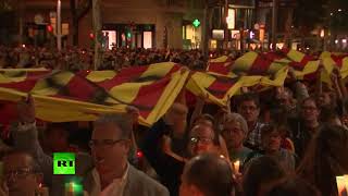 Около 200 тыс. человек вышли на улицы Барселоны в знак протеста
