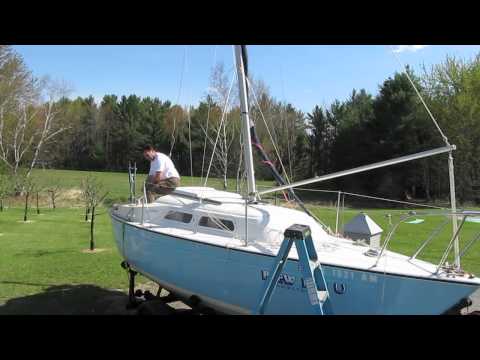 Strike 18 assembly and mast raising.wmv - Favarit Video