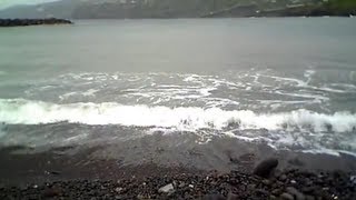 Wellen am Strand von Teneriffa