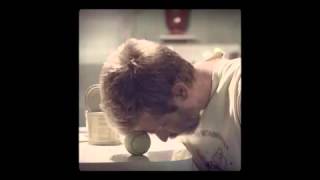 O Homem das Multidões (The Man of the Crowd) - Trailer