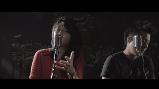 "Locked Out Of Heaven" By Bruno Mars (Covered by Clara C & David Choi)