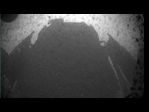 NASA Mars Rover Landing: Curiosity Lands, Beams Back Pictures of Mars Surface