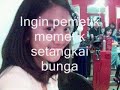 Photo Setangkai Bunga Chika Bandung