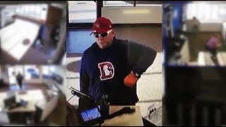 Без пистолета, штанов и добычи: неудачное ограбление магазина в пригороде Денвера попало на видео