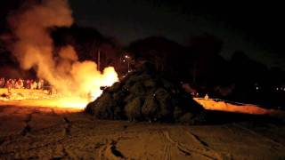 Salem Christmas Tree Fire January 05, 2011 - Movie Trailer
