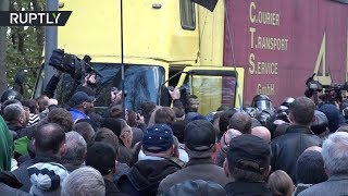 На «майдане реформ» в Киеве произошли потасовки между протестующими и полицией