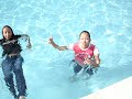 me +daniela jump into tha pool