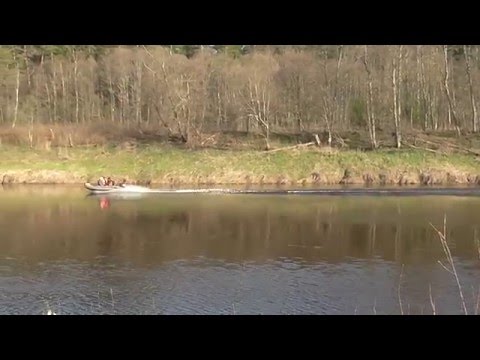 По угре на моторной лодке По угре на моторной лодке