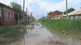 Астраханские метаморфозы: улица превратилась в болото