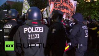 Несколько полицейских ранены после столкновений с левыми активистами в Берлине