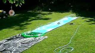 Wasserrutsche Im Garten Macht Richtig Laune Youtube