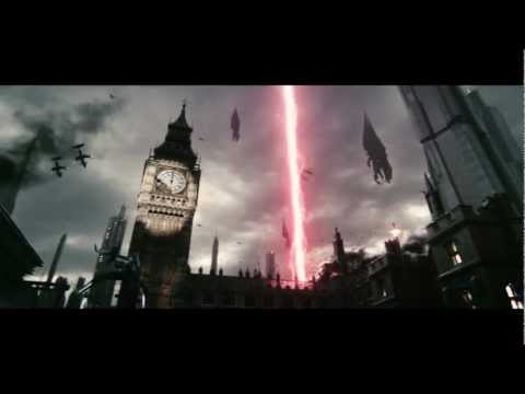 Mass Effect 3: Take Earth Back Trailer (FemShep Version)