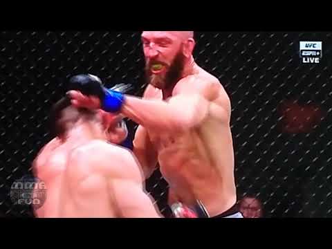 Makhmud Muradov mandó a la lona a Trevor Smith y le arrancó el protector bucal