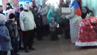 Движение "Новороссия" и "НОД" с подарками в п. Золотое-5