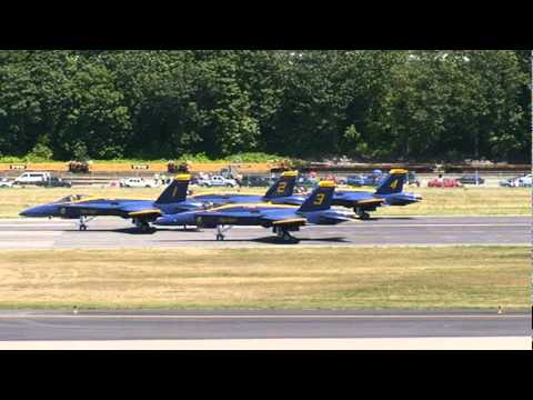 The Blue Angels taking off, second practice, August 2, 2007, Boeing Field,