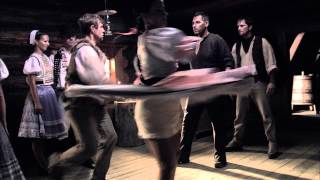 TANEC MEDZI ČREPINAMI - filmový trailer