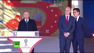 Владимир Путин запускает программу волонтерского движения ЧМ-2018