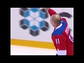 Poutine se prend les patins dans le tapis Poutine se prend les patins dans le tapis