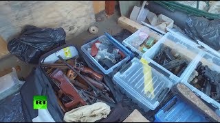 100 единиц огнестрельного оружия и 36 кг взрывчатки: в Подмосковье нашли арсенал бандитов из 90-х (20.03.2019 13:59)