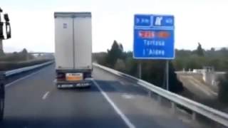 when cargo trailer meet cross wind