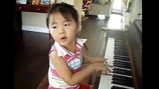 3 yrs old Lindsey Singing Little Mermaid -Part of Your World