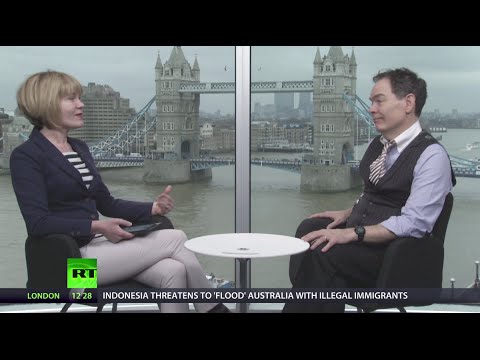 Keiser Report: Destroying the (Middle Class) 