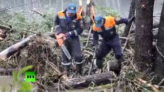 В Приморье спасатели МЧС устраняют последствия тайфуна «Лайонрок»