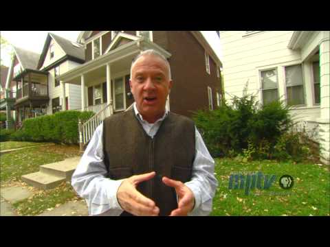 100 Years of the Milwaukee Christmas Tree | John McGivern and his family tree tradition