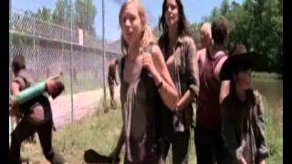 Živí Mrtví 3 séria Trailer ( the walking dead season 3 Slovakia trailer )