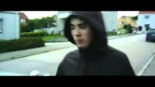 Den som söker - Trailer