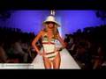 Moda - Jessica Simpson - Mercedes-Benz Fashion Week -- Miami Swim