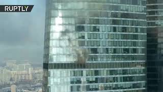 Дым из небоскрёба: в башне Москва-Сити произошло возгорание (25.01.2019 21:24)