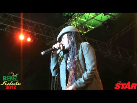 Queen Ifrica at Rebel Salute 2012.mp4