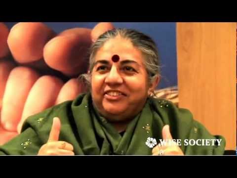 Vandana Shiva: una piccola grande anima in difesa della biodiversità
